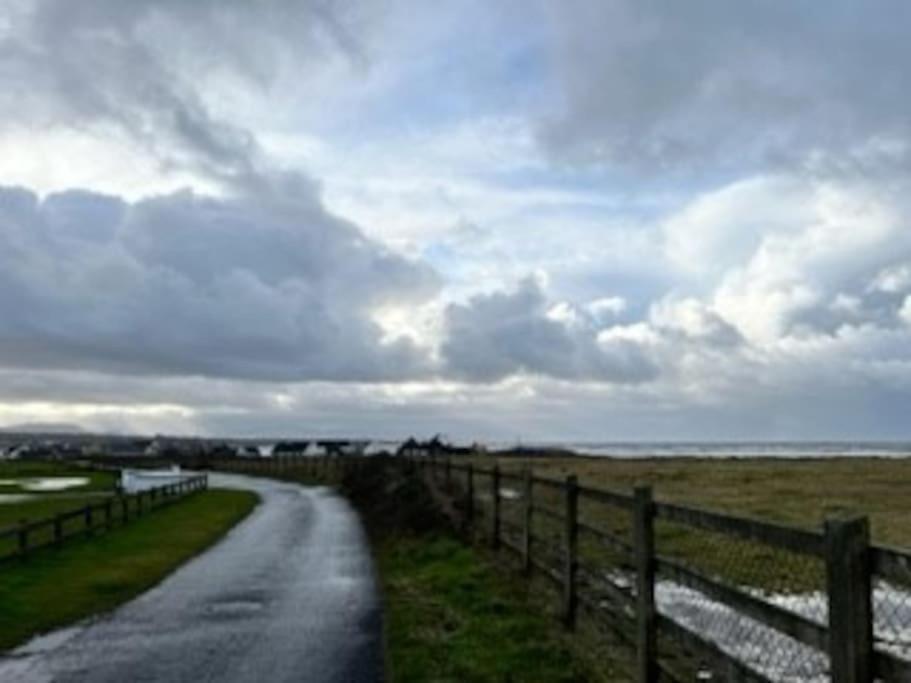 Beach House Donegal Town Bagian luar foto