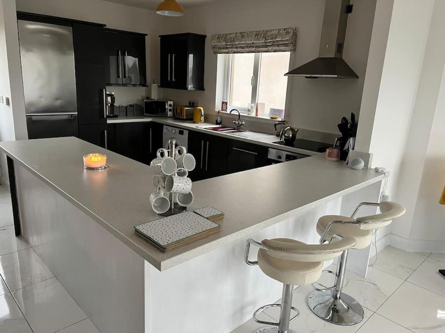 Beach House Donegal Town Bagian luar foto