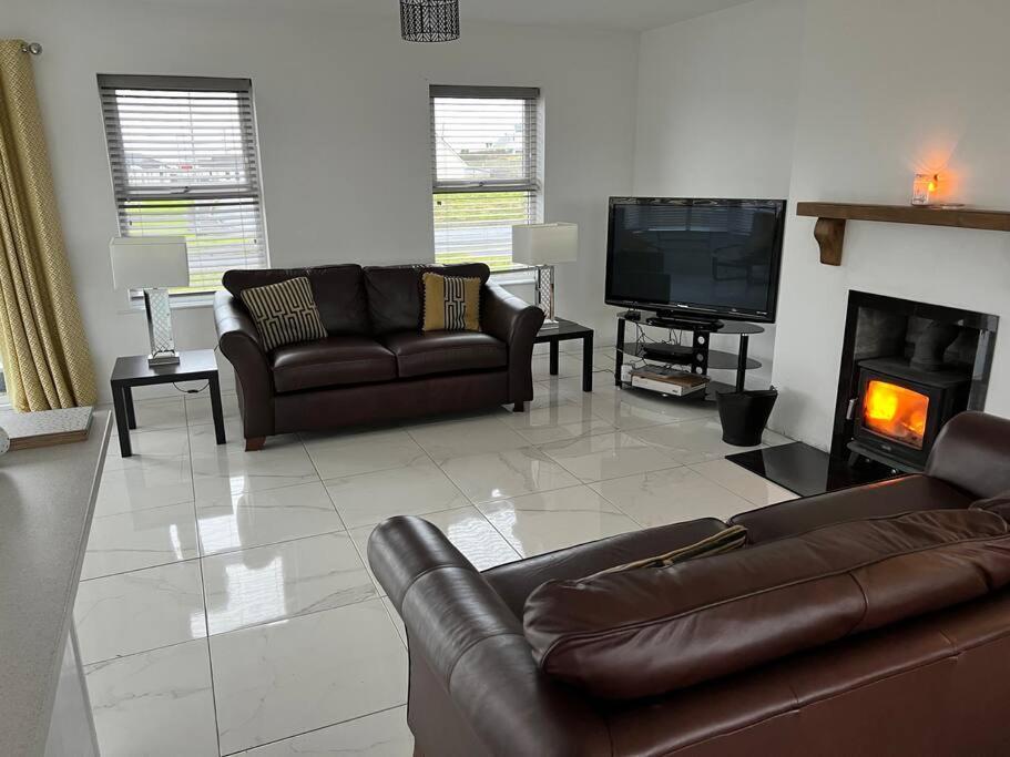 Beach House Donegal Town Bagian luar foto